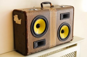 suitcase speaker box