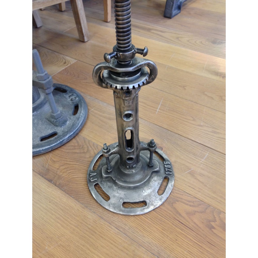 Mohawk Industrial Clunk Stool Smithers Archives £260.00      product_features