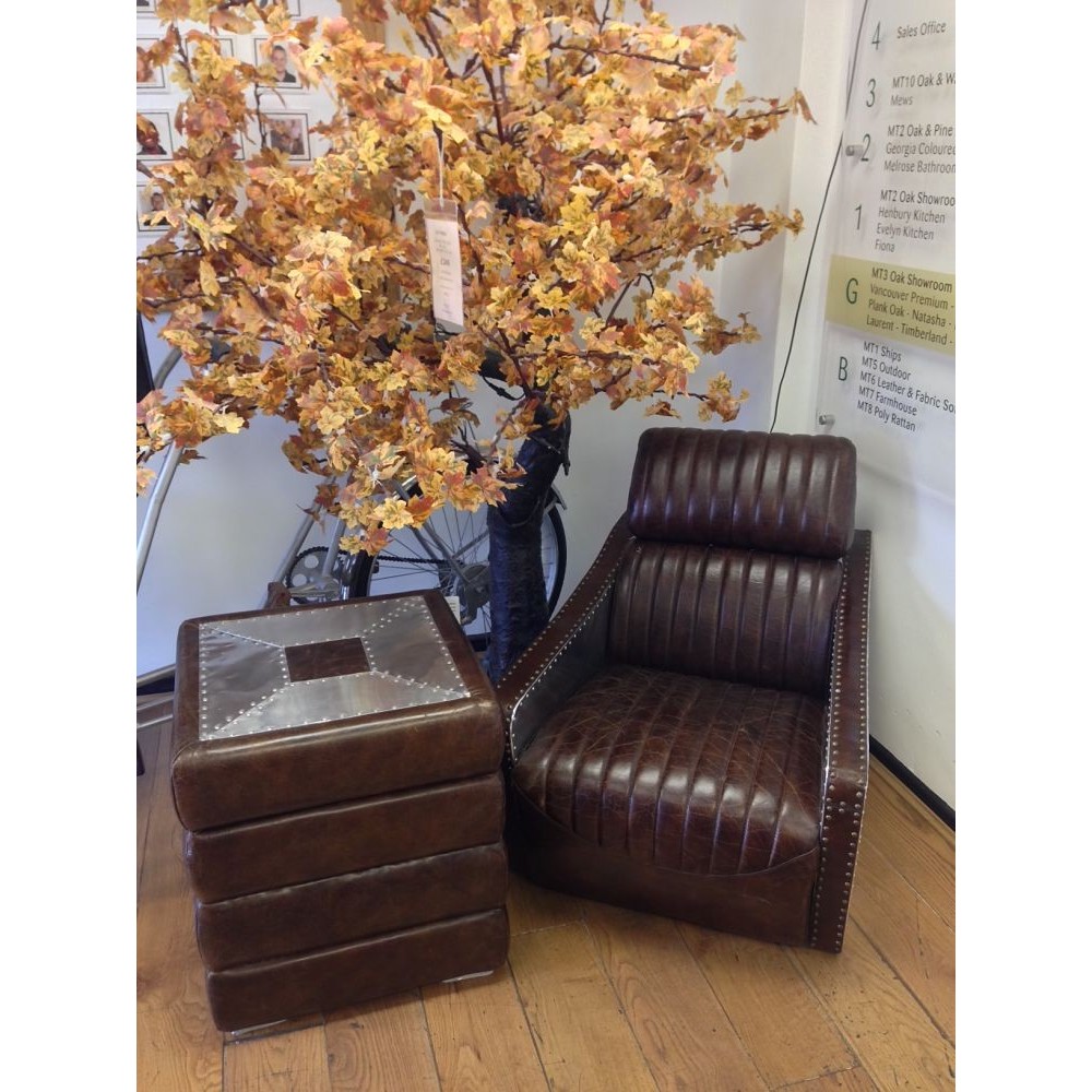 Pilot TomCat Chair Smithers Archives £1,421.00 product_features
