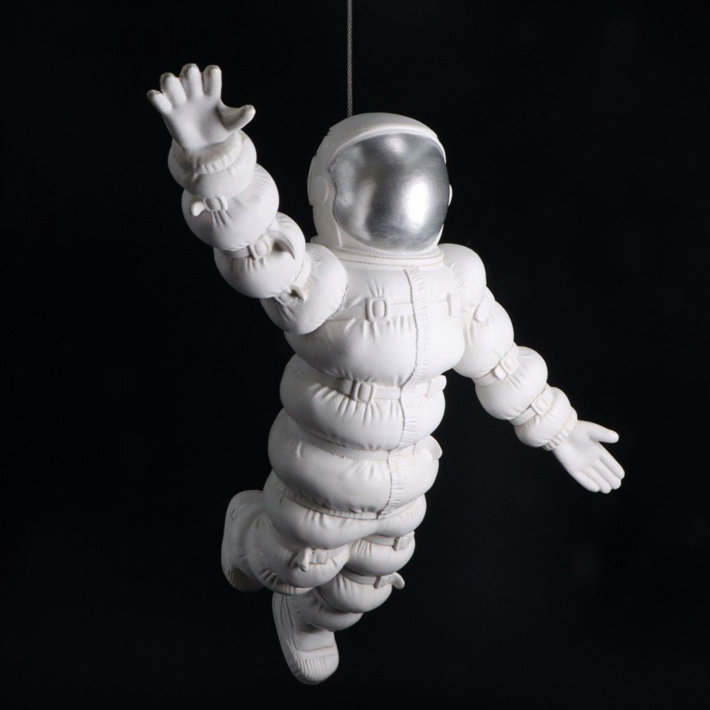 Spacewalk Astronaut  Gifts £55.00      product_features
