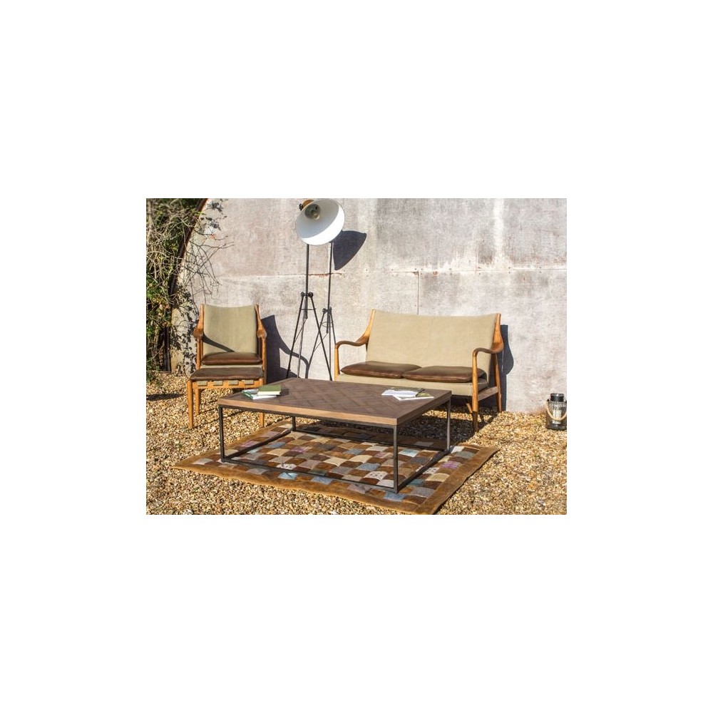 Salisbury Leather Sofa Sofas and Armchairs £1,375.00 FSC Certified Wood product_features