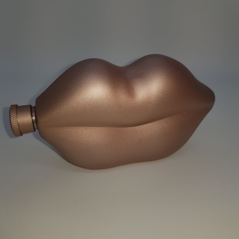 Lips Hipflask  Christmas Gifts £20.00      product_features