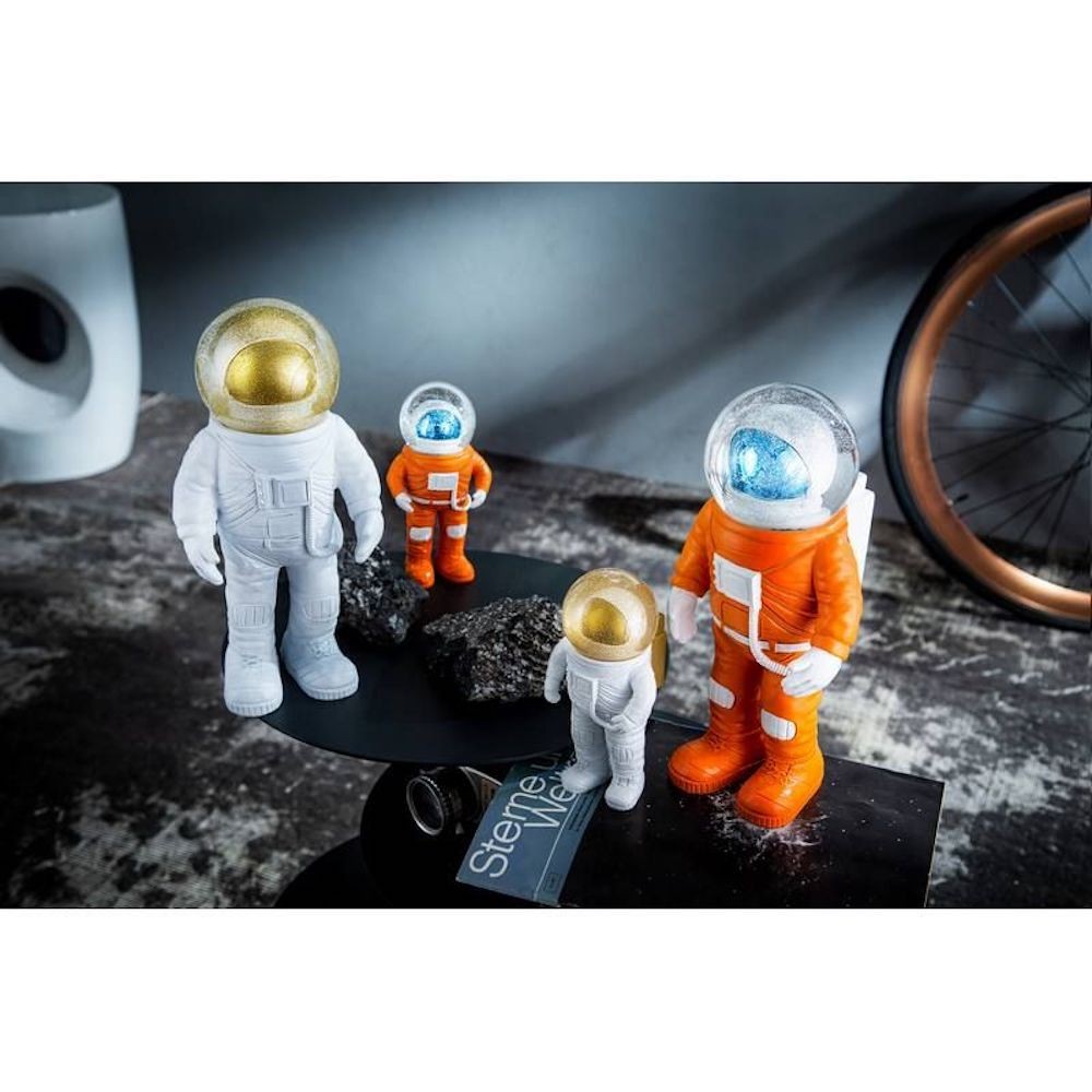 Marstronaut Snowglobe  Christmas Gifts £43.00      product_features