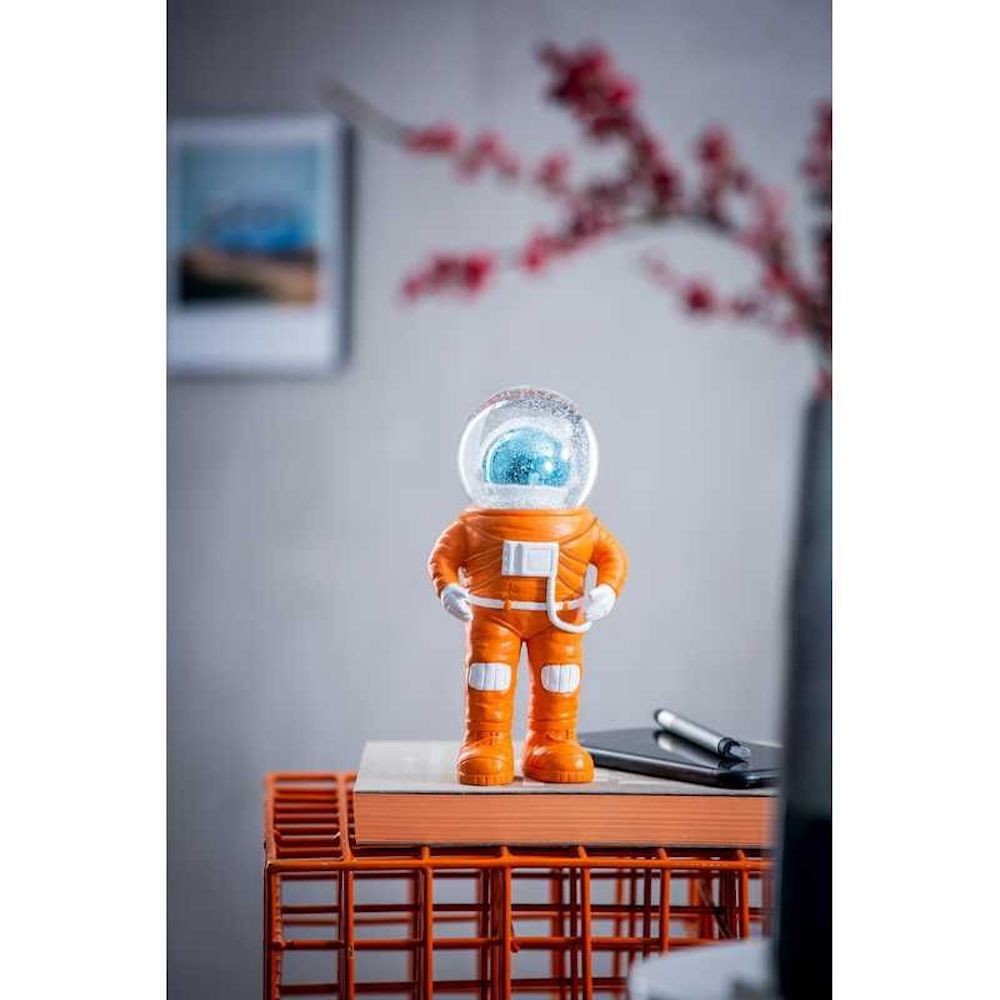 Marstronaut Snowglobe  Christmas Gifts £43.00      product_features