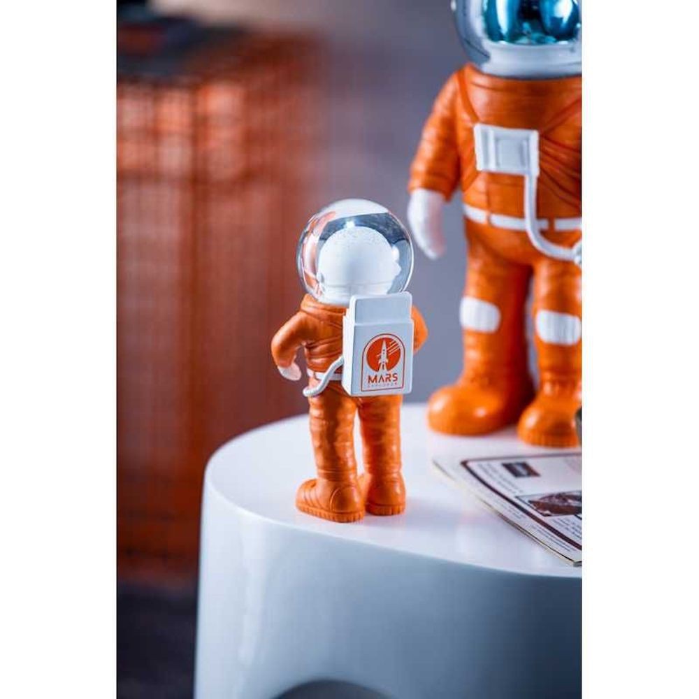 Marstronaut Snowglobe  Christmas Gifts £43.00      product_features