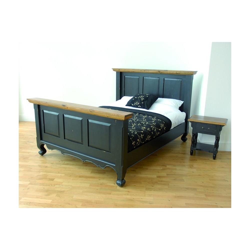 English Country Retreat Nightstand Smithers Console Tables £214.00 product_features