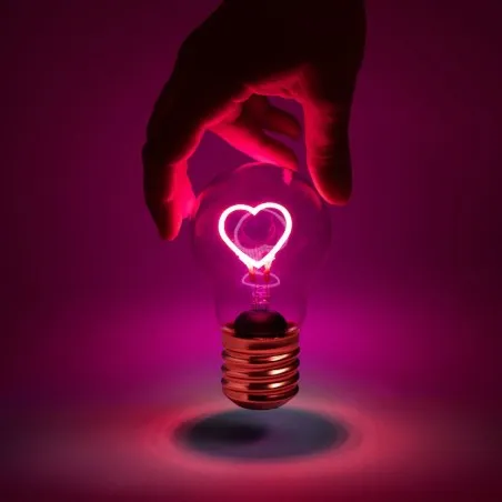 Retro Pink Cordless Heart Light Bulb SUCK UK Personal Accessories £30.00 product_features
