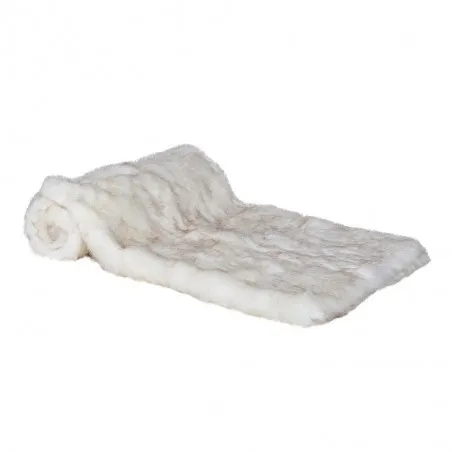 White Fluffy Throw Blanket  Bedroom £200.00      product_features