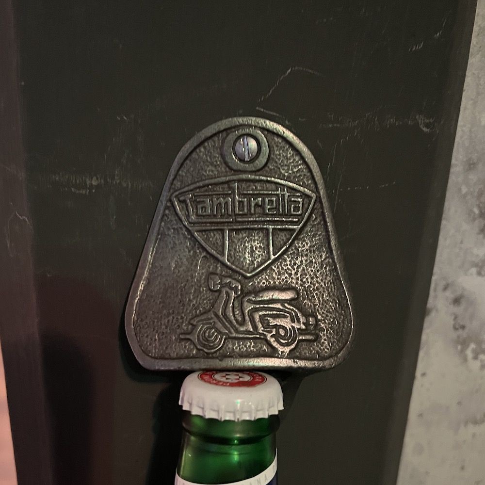 Lambretta Bottle Opener  Gifts £10.00      product_features