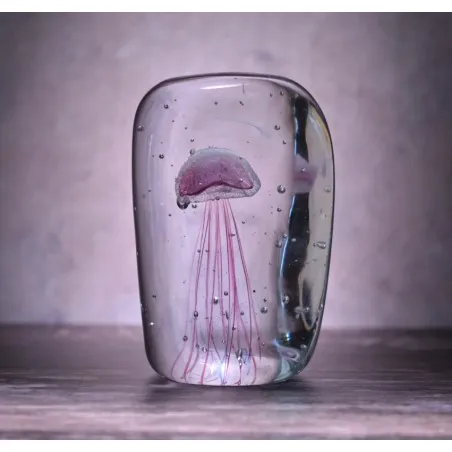 Pink Jellyfish In Ice Paperweight  Christmas Gifts £24.00      product_features
