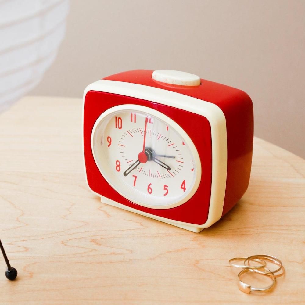 Alarm Clock kikkerland Gifts £14.00      product_features