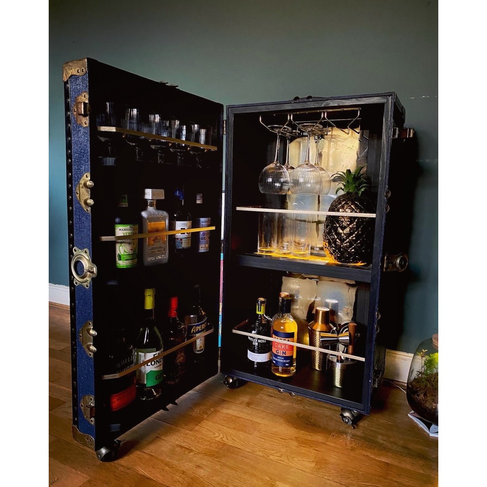 Bespoke Travel Suitcase Cocktail Bar Bespoke Furniture £1,680.00 product_features