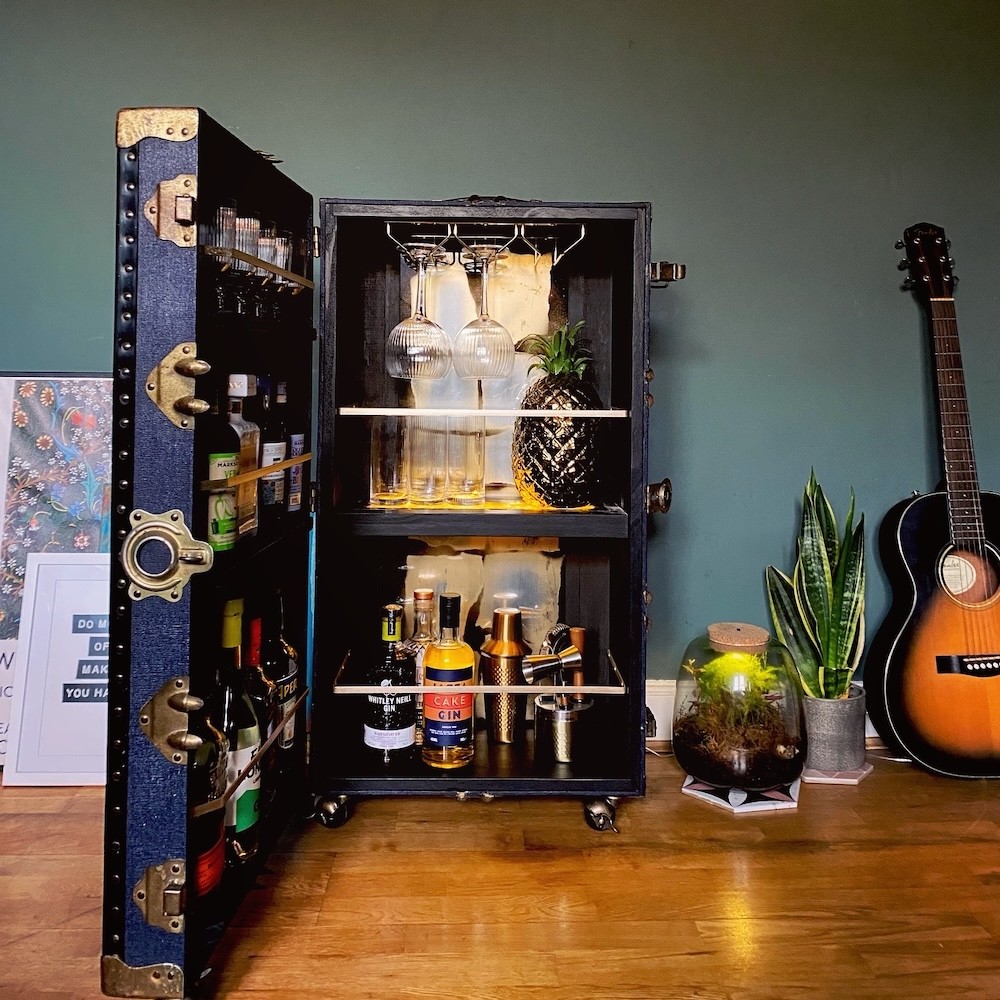 Bespoke Travel Suitcase Cocktail Bar Bespoke Furniture £1,680.00 product_features