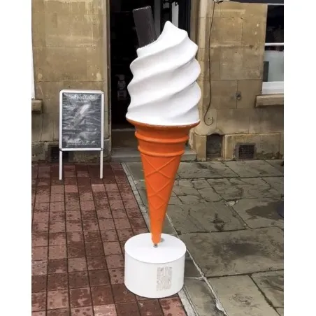 Antique Giant Ice Cream Cone Display – Retro Soft Serve Sculpture Retro Ornaments £500.00 product_features