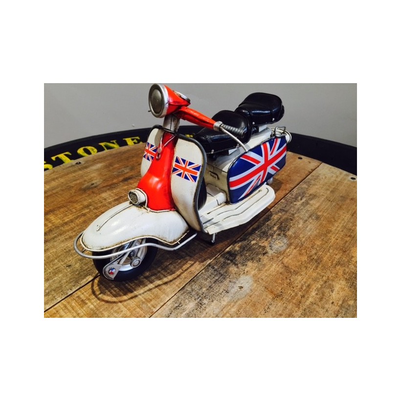 Stunning Lambretta Sx 125 with union jack side panels • UK, US & Canada