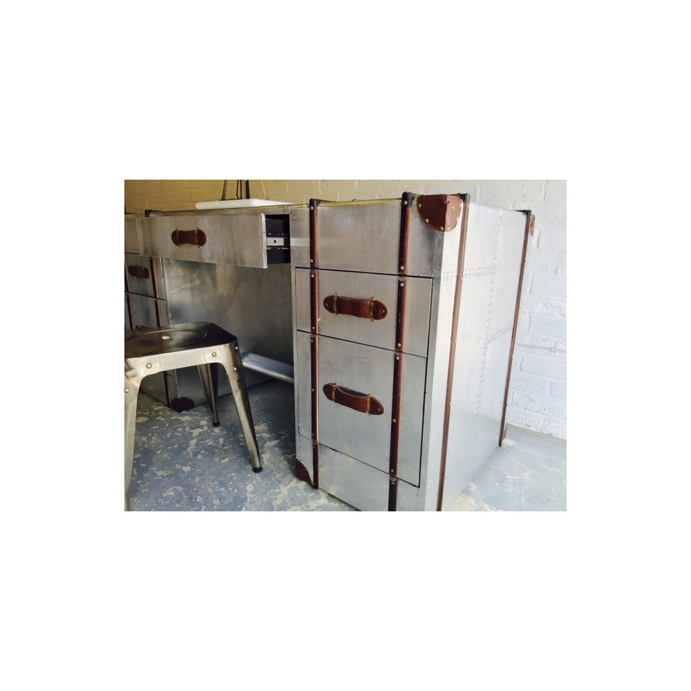 Aviator Leather Desk Smithers Aviator £2,154.00 product_features