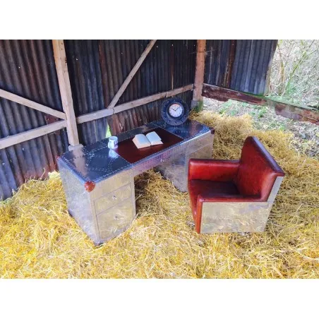 Aviator Desk Smithers Aviator £2,930.00 product_features