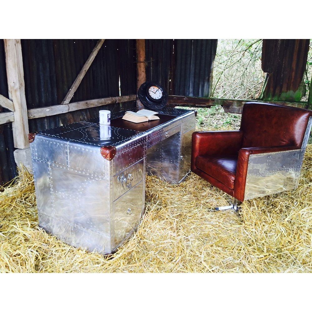 Aviator Desk Smithers Aviator £2,930.00 product_features