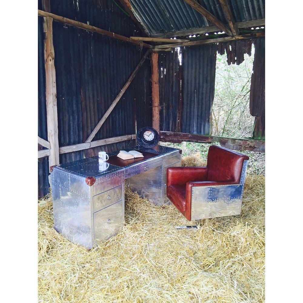 Aviator Desk Smithers Aviator £2,930.00 product_features