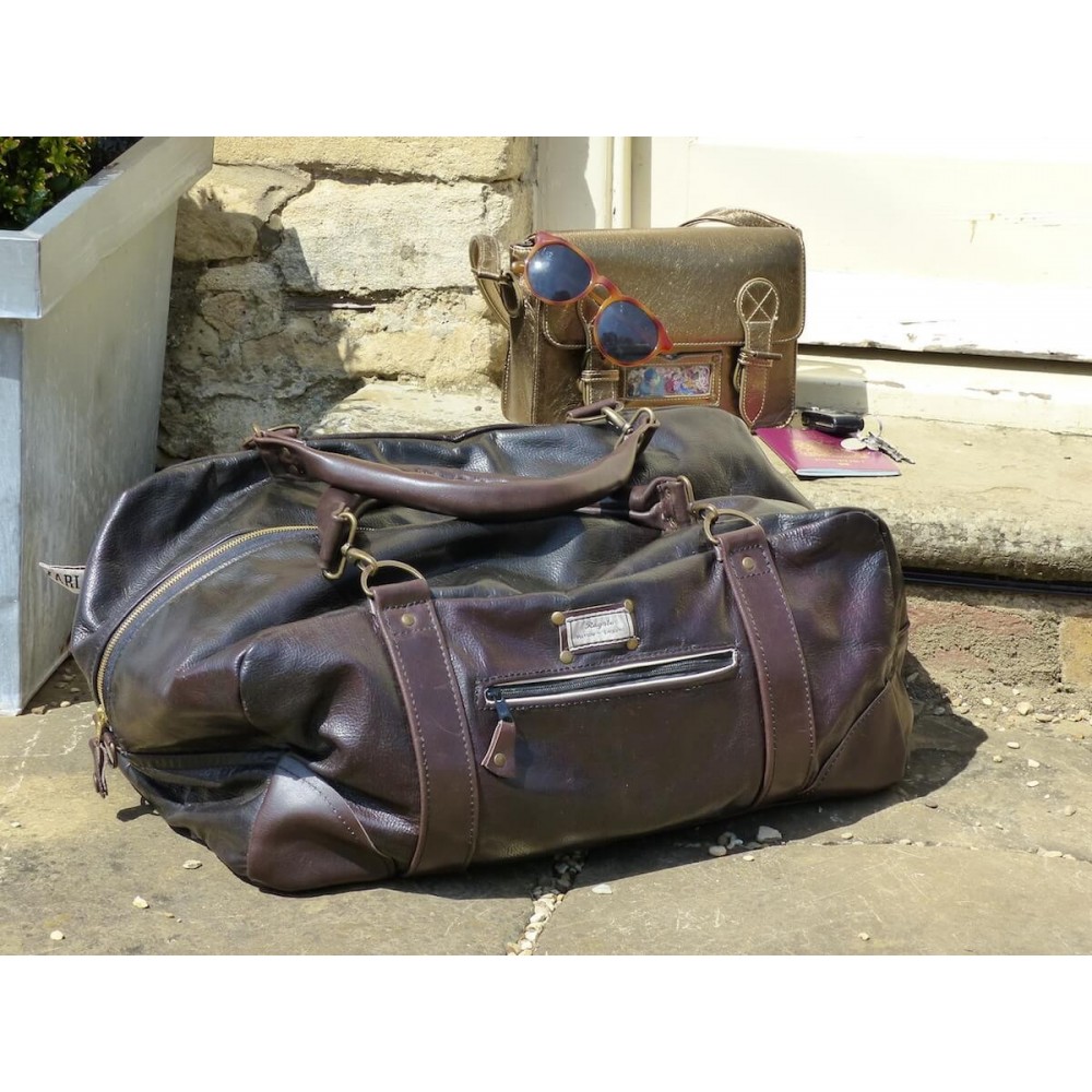 Ragsto Weekend Holdall Archives £220.00 product_features