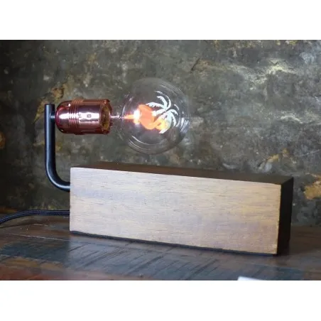 Flamingo Table Lamp Smithers Archives £79.00      product_features