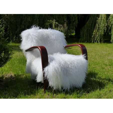 Mongolian Sheepskin Chair Money For Nothing BBC Smithers of Stamford £ 1,950.00 Store UK, US, EU, AE,BE,CA,DK,FR,DE,IE,IT,MT,...