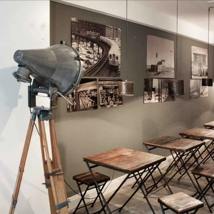 alt=“small table that folds”