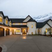 alt=“real estate guest post ”