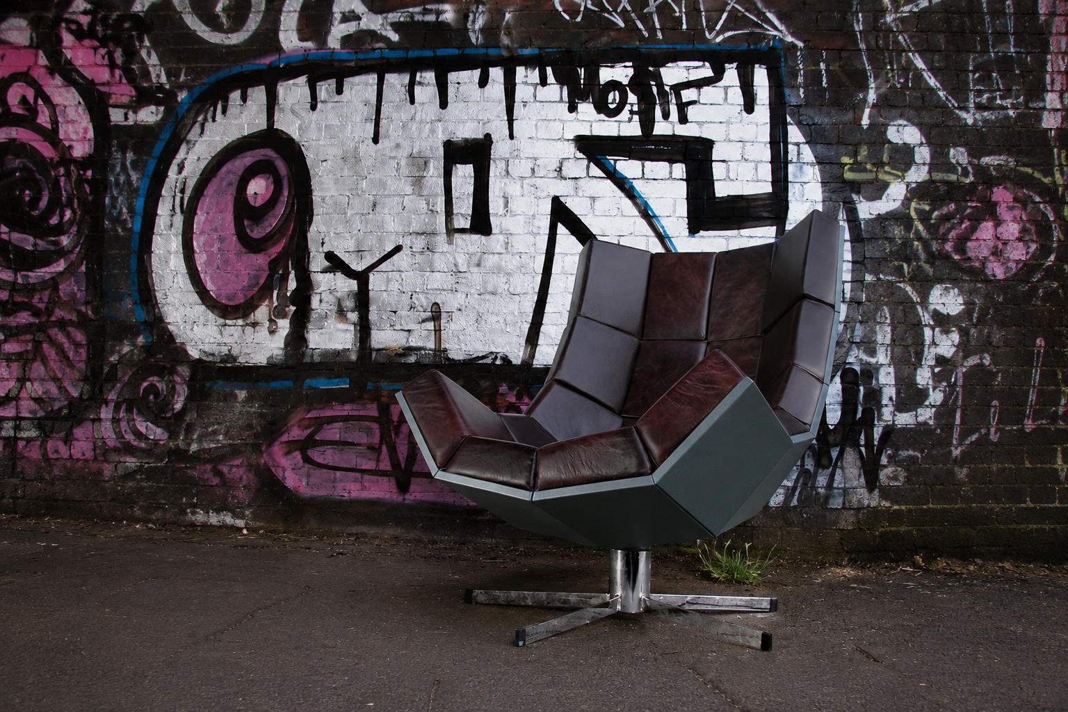big luxury gangster chair